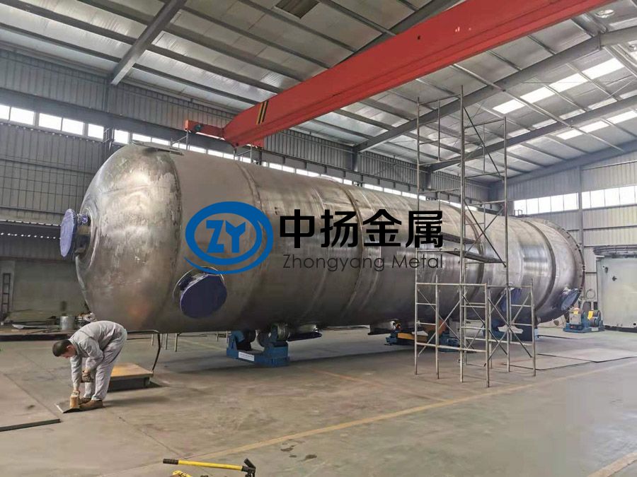 1590010763140275.jpg 鈦換熱器